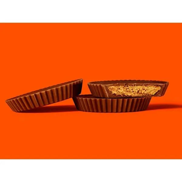 Reese's Thins Milk Chocolate Peanut Butter Cups Candy: 7.37-Ounce Bag 7 Reese's Thins Milk Chocolate Peanut Butter Cups Candy: 7.37-Ounce Bag - Image 5